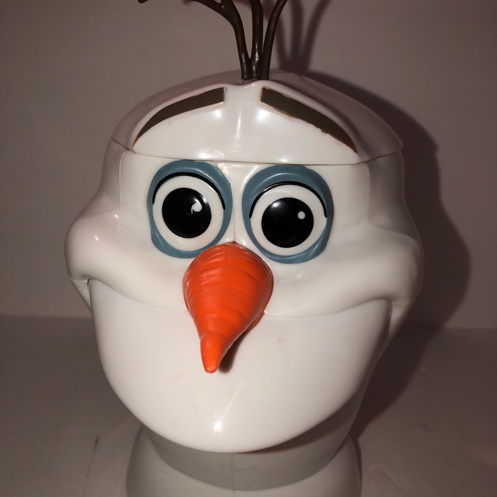 Disney On Ice Frozen Olaf